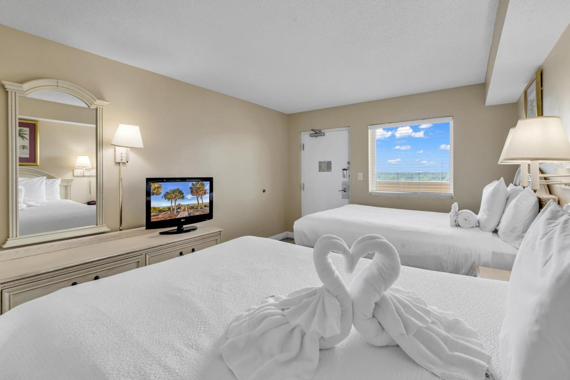 Oceanfront Condo Camelot By The Sea Миртъл Бийч Екстериор снимка
